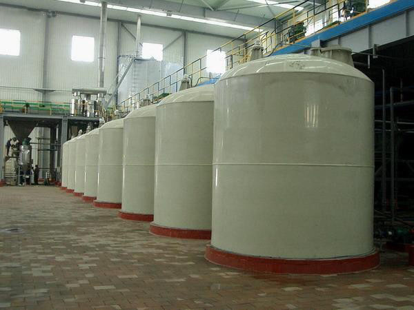 聚丙烯立式儲(chǔ)罐